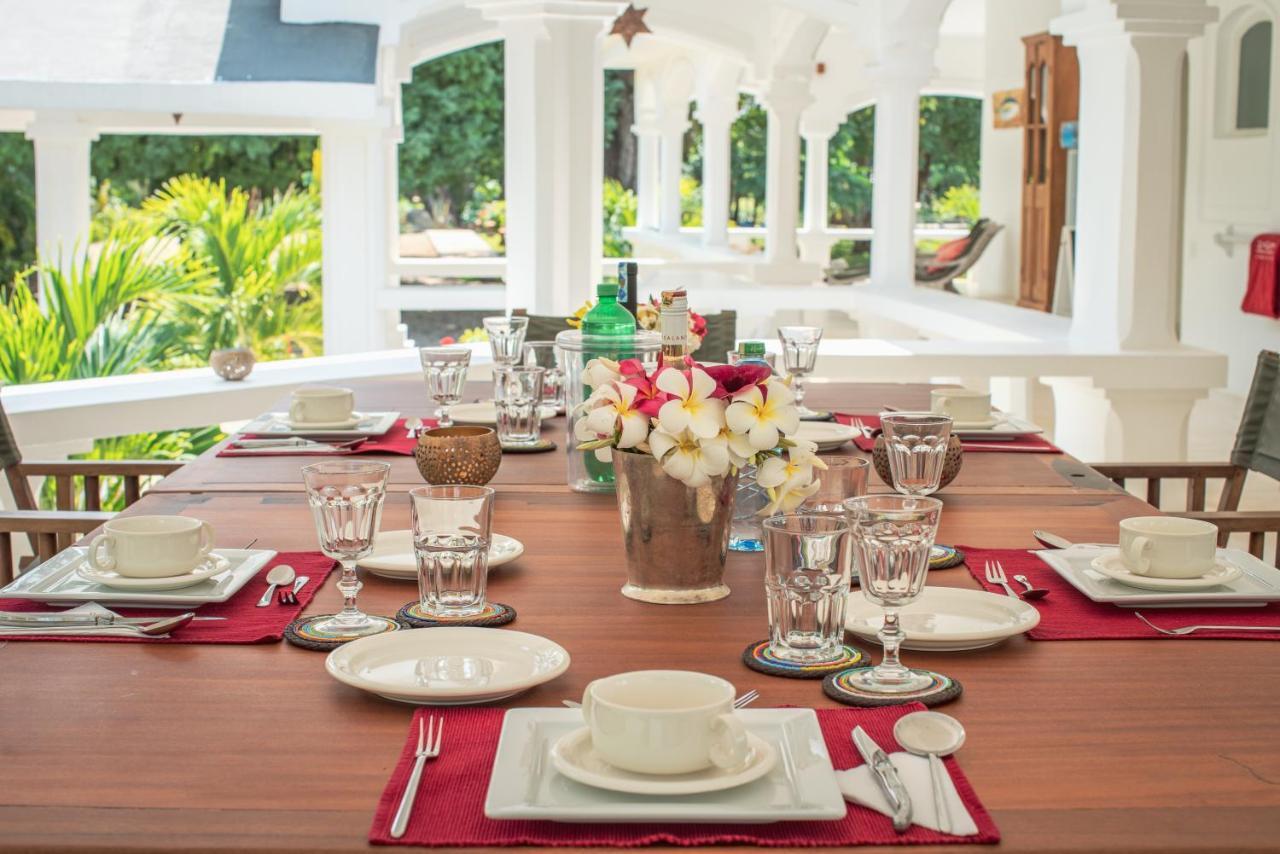 Zumzum Beach House Bed and Breakfast Kinondo Exterior foto