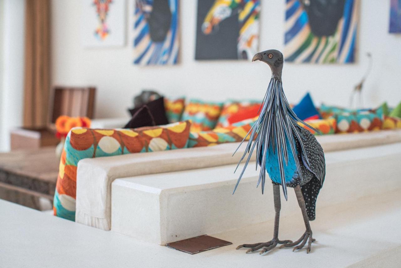 Zumzum Beach House Bed and Breakfast Kinondo Exterior foto